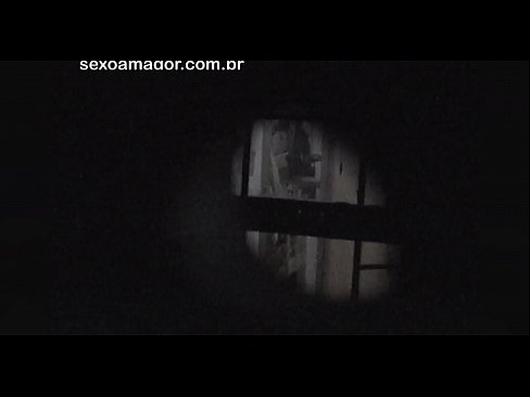 ❤️ Plavušu tajno snima voajer iz susjedstva skriven iza šupljih cigli Seks video kod nas ☑