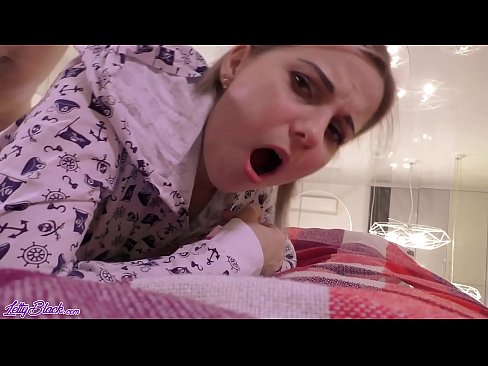 ❤️ Seksi mama guta i pregistyle seks - sperma izbliza Seks video kod nas ☑